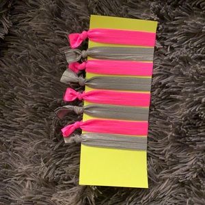Elastic no crease hair ties -8